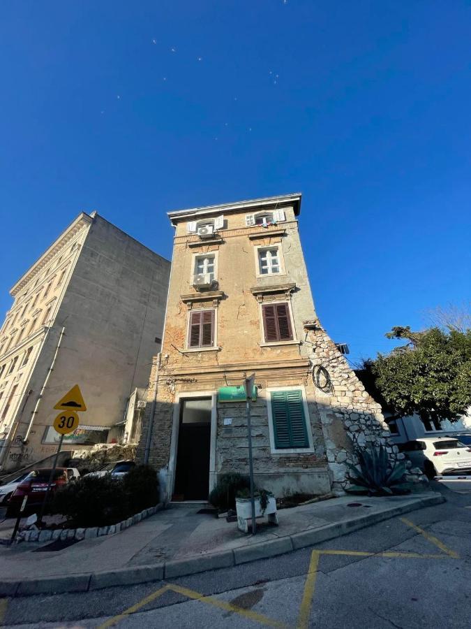 Ena Appartement Rijeka Buitenkant foto